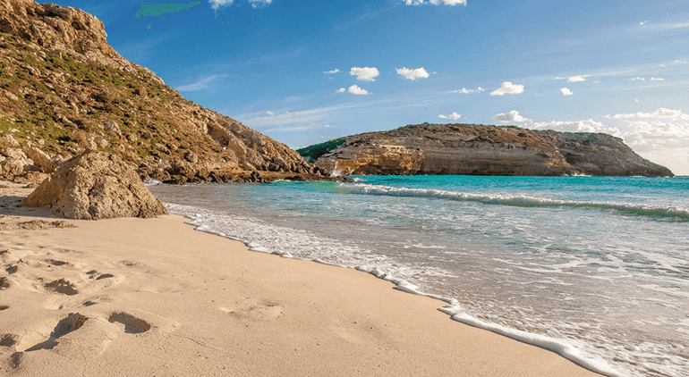 Rabbit Beach, Lampedusa